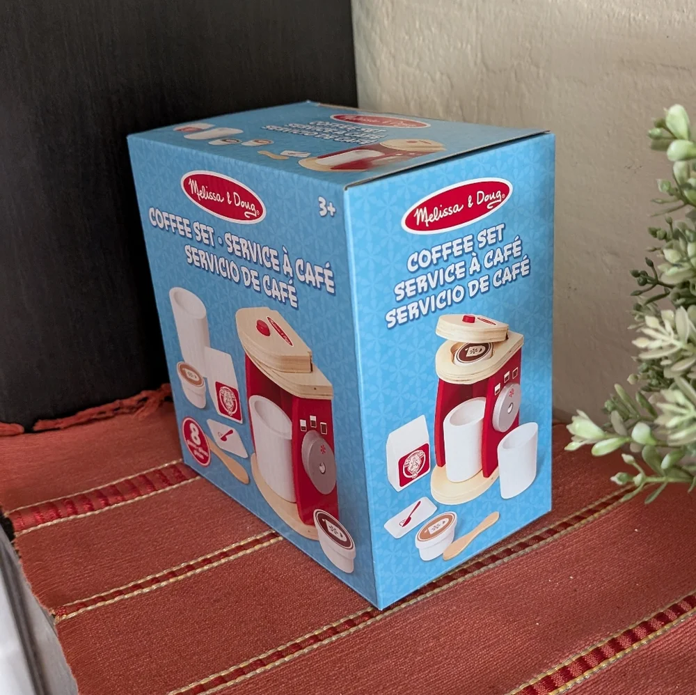 Melissa & Doug Coffee Playset - Picture 5 of 7